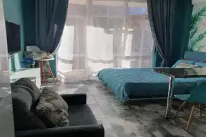 Апартаменты Хелена Скай, Эсто-Садок