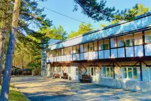 База отдыха «Журавель», Журавлева