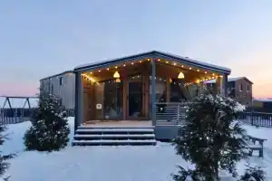 Частный дом Уютный для отдыха у природы, Карвала
