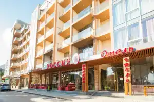 Отель «Россия», Алушта