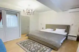 Стильные  у Набережной, Каспийск