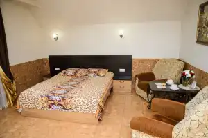 Erunin Hotels Group, Tolstogo 77, Новосибирск