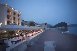 Hotel «Riva by Aycon», Петровац