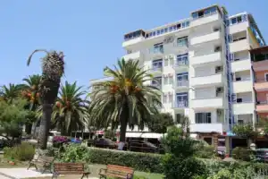 Republika Hotel, Саранда