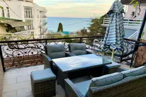 Апартаменты Престиж Люкс, Ялта