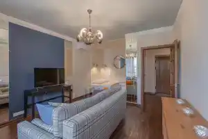 Квартира на Бронной у Патриарших Прудов, Москва
