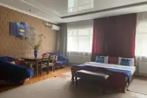 Апартаменты номер 11, Гуамка