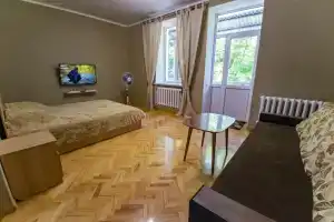 Просторные трёхкомнатные апартаменты в курортной части Железноводска