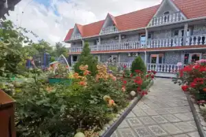 Гостевой дом «Вилла Людмила», Феодосия