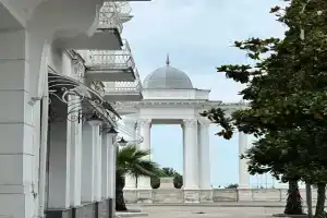 Апартаменты Золотое руно Абхазии, Сухум