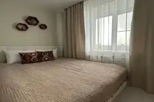 Квартира Уютная для 4х на Металлургов 30д, Красноярск