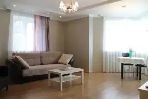 Апартаменты Столичный 10, Тюмень