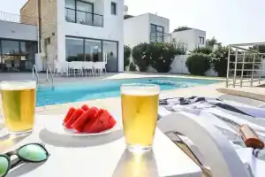 Вилла Prengos 24 Villa, Нео-Хорио