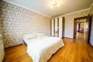 Апартаменты на Симбирцева 40А, Саратов