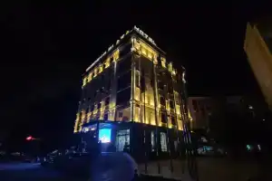 Отель Shedevr Plaza, Навои