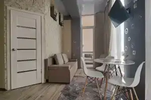 Апартаменты Хозяин Сервис на Просвещения 147/1, Адлер