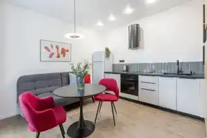 Апартаменты RentPlaza премиум рядом с парком Гагарина, Самара