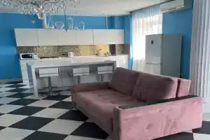 Квартира 3-х комнатная в центре