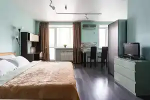 Квартира Комфортная 1к-студия у метро | Круглосуточный заезд 24/7 | Кондиционер | Локомотив Арена | Сибирский Молл, Новосибирск