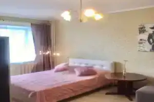 Апартаменты Однокомнатная на Иванникова в центре