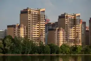 Апартаменты Aura сети DeNewHome в центре Левого берега