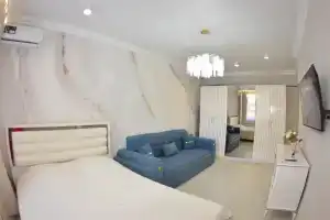 Квартира Дизайнерская Евротрешка на Мира 5 В