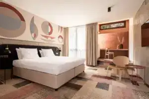 Forest Hotel, Краков
