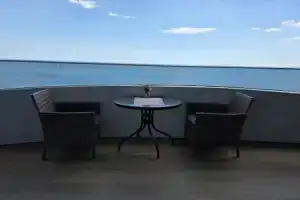 Апартаменты у моря, Алушта
