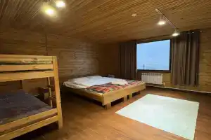 Ski Park Pioneer, Бескайнар