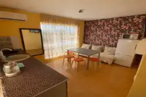 Апартаменты Домик с бассейном, Кучугуры