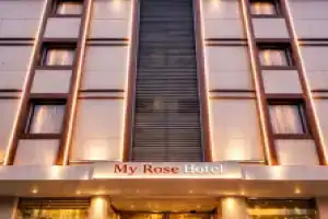 My Rose Hotel, Стамбул