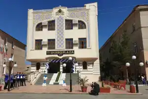 Sharq Plaza Hotel, Бухара