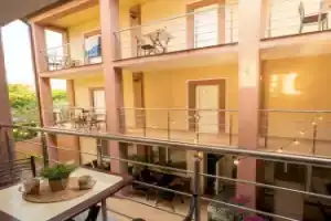 Мебелированные комнаты Арина, Геленджик