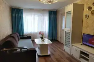 Квартира на улице Пролетарская 33, Калининград