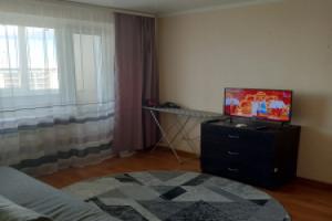 Квартира с 2 Спальными Местами в Центре Левобережья Омска
