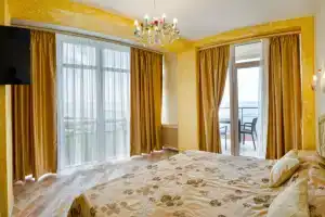 Апартаменты Мираж 6, Ялта
