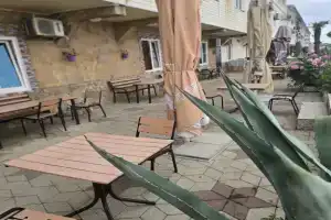 Апартаменты Эллинг у Моря, Лоо