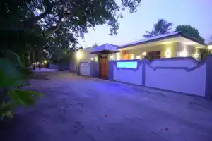 Гостевой дом «Beach Residence», Юкулхас