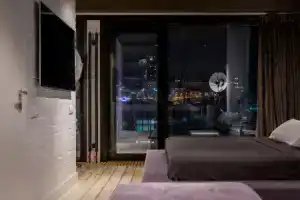Апартаменты Room for Romantic в Nikolaev Building