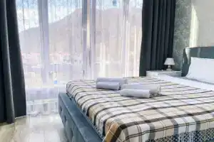 Квартира в сaмом cердцe Кpacнoй Поляны