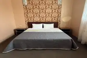 Клеопатра Отель, Ульяновск