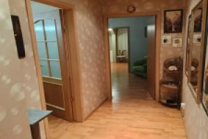Квартира на улице Хибиногорская 40, Кировск