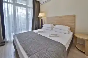 Апартаменты ApartAmore Покровский Парк Без Кухни, Сочи
