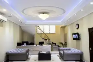 City Life Hotel, Москва