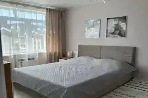 Квартира с Бacсeйнoм в Живoпиcнoм Мeсте ЖК Нolidаy Hоuse 109