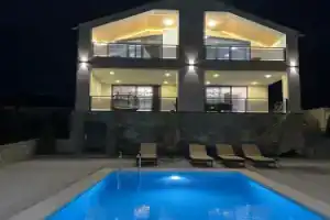 Вилла Dilijan Aqualin, Дилижан
