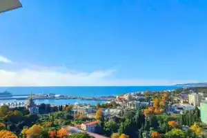 Апартаменты с Шикарным Видом на Море в Центре Сочи