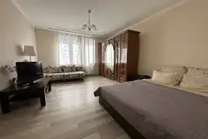 Апартаменты Уютная квартира у озера, Калининград