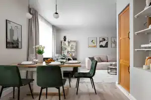 Квартира GM Apartments Стильная Трехкомнатная с балконом и видом на Патриаршие, Москва