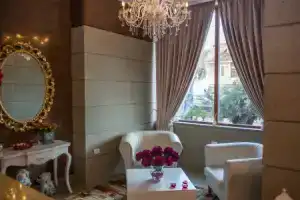 Hotel «Opera», Тирана